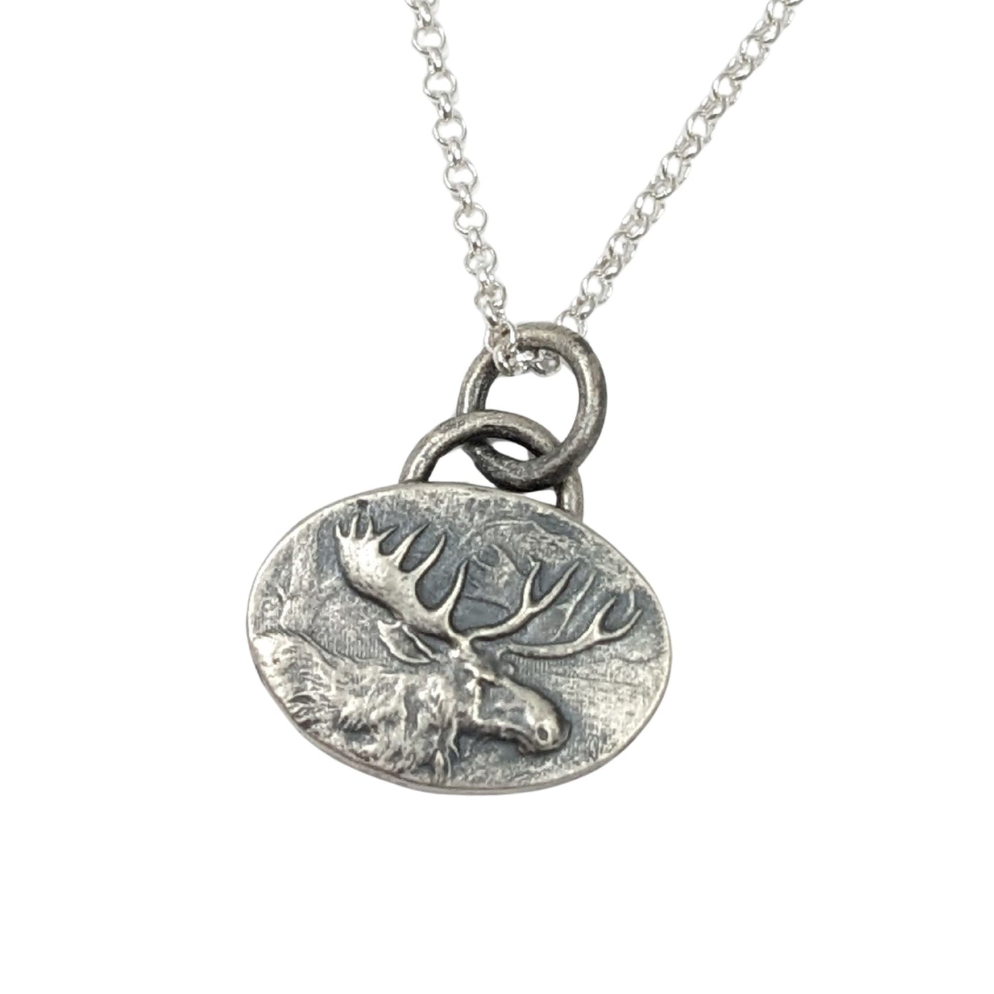 Silver necklace with a moose design