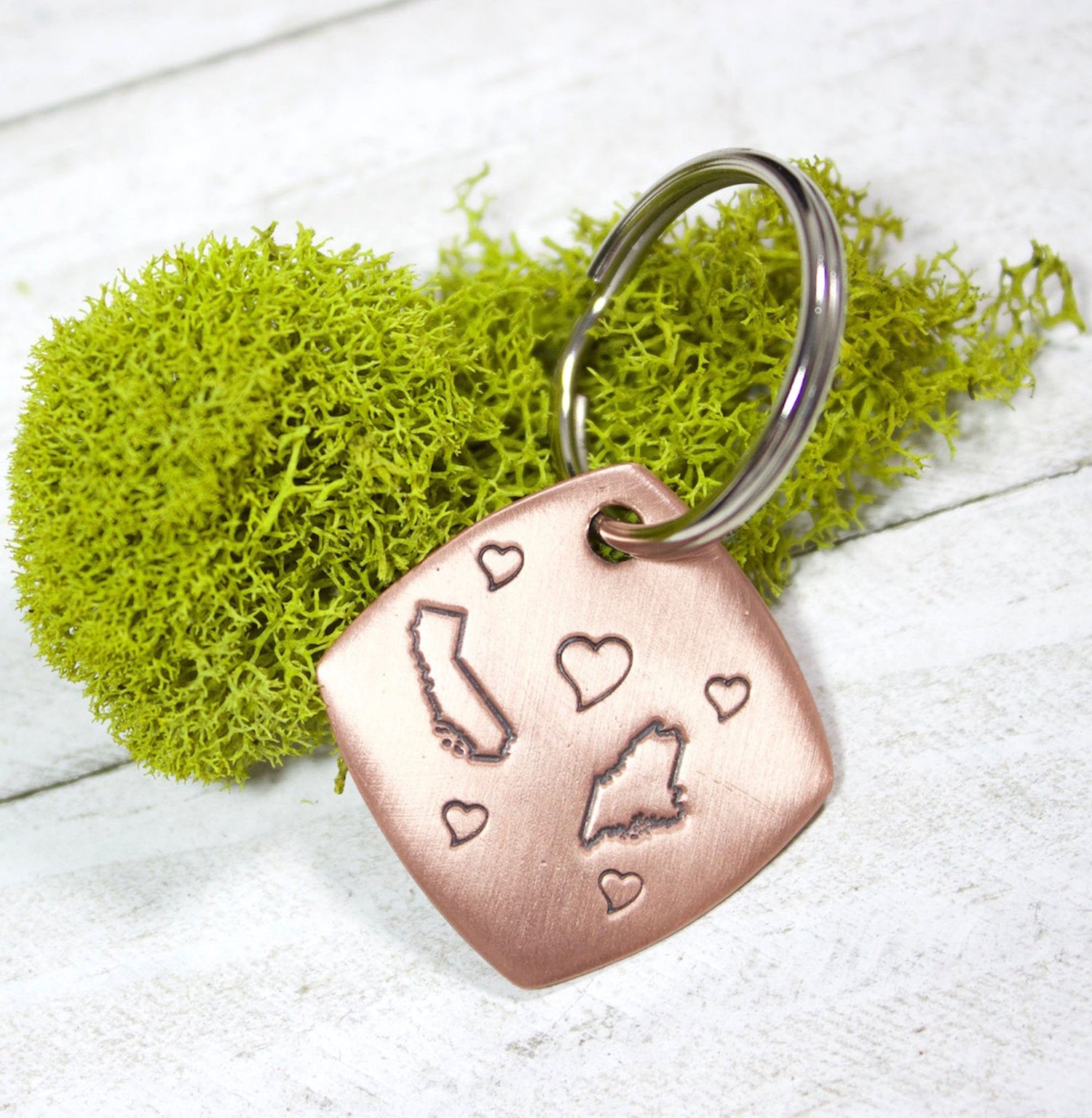 Keychain with two states and hearts